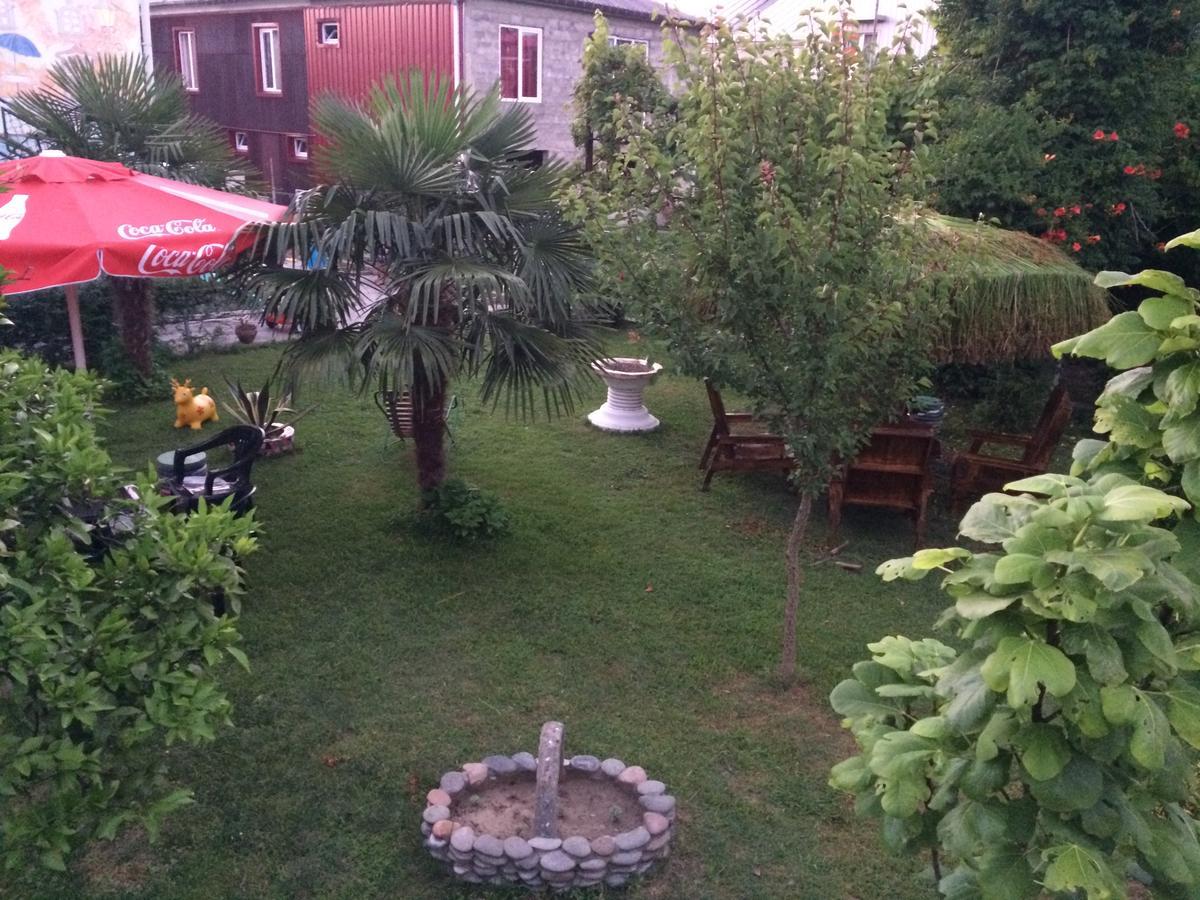 Guest House On Kostava 23 Kobuleti Exterior photo
